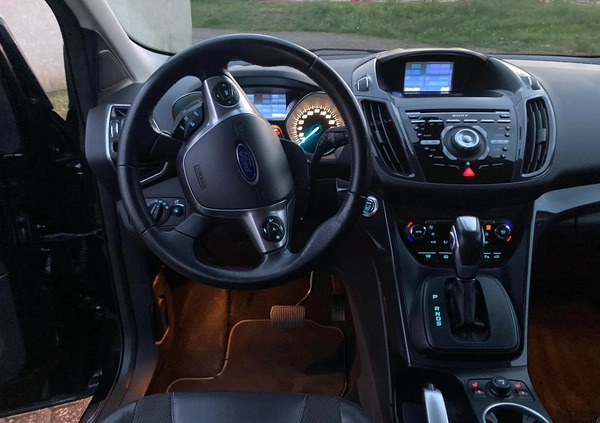 Ford Kuga cena 53900 przebieg: 200366, rok produkcji 2015 z Woźniki małe 301